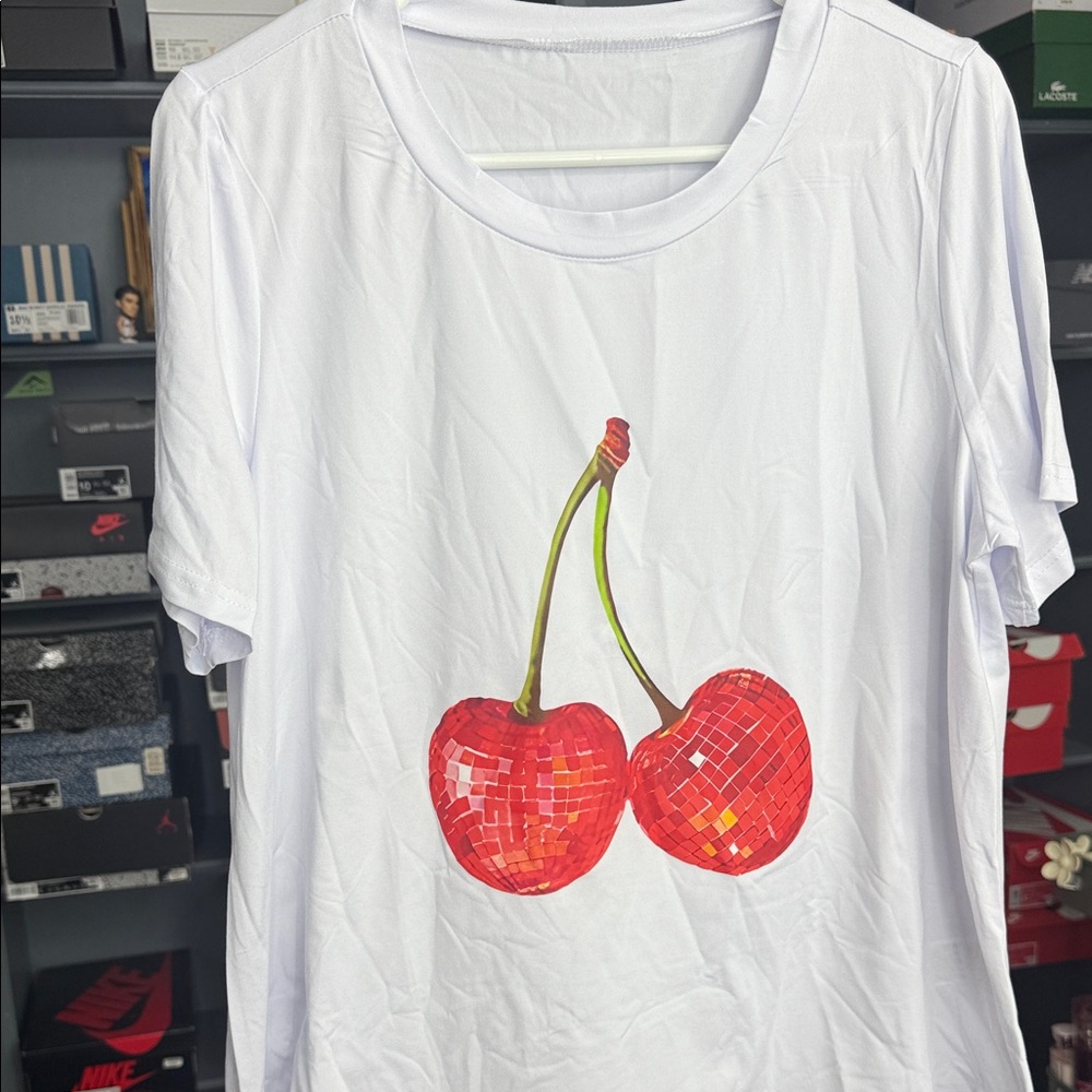 SHEIN Curve White Top